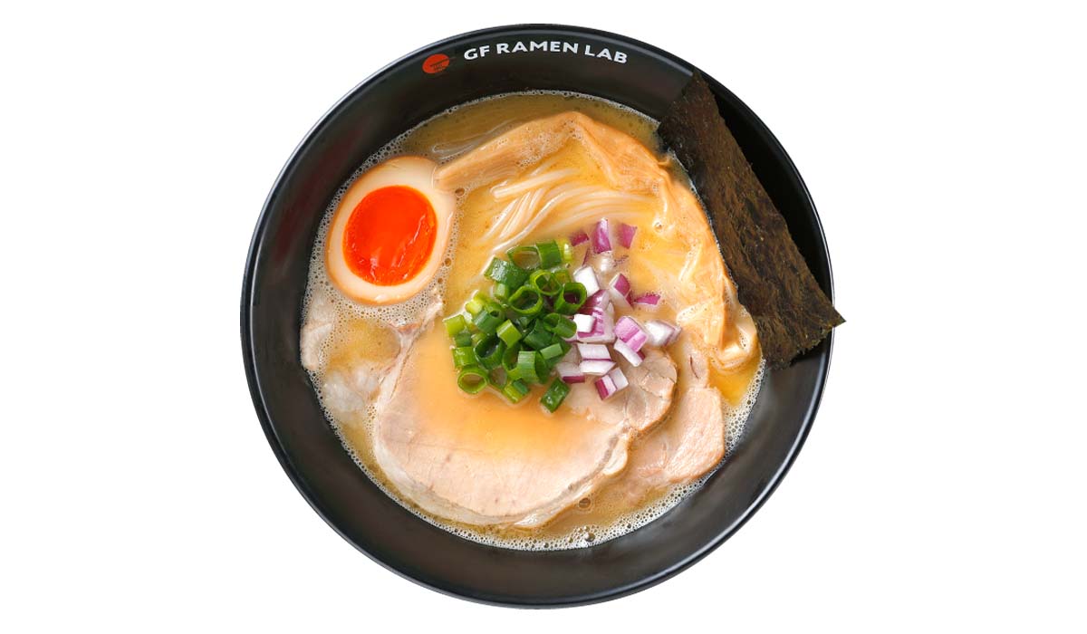 GF 鶏白湯しょうゆラーメン